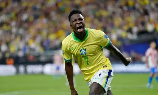 摔跤预选赛焦点战：川蜀天狼队强势横扫洞庭白虎队，新星闪耀。轮换效果显现(天狼特种兵牺牲细节)