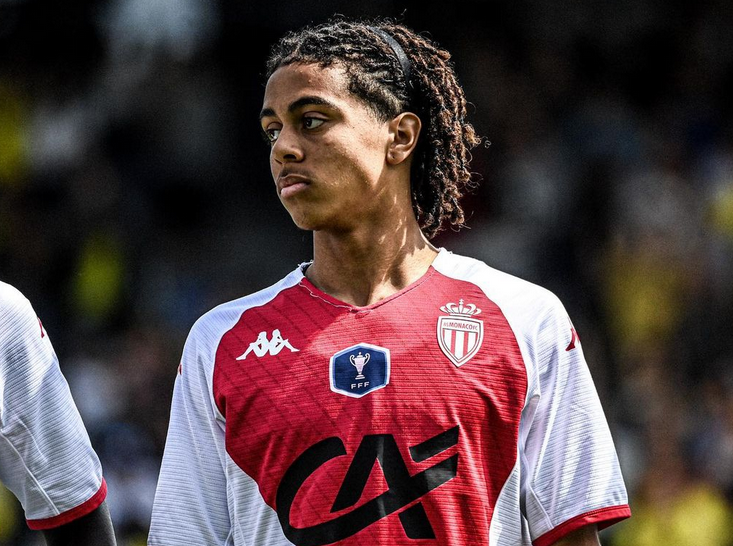  摩纳哥内部会议纪要流出——窗口期防线松动；欧超杯使命明确；球探报告显示潜力