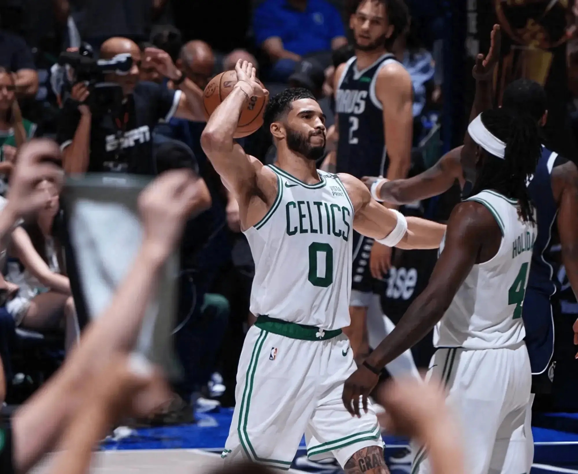 凯尔特人对公牛布泽尔23分15板 凯尔特人对公牛布泽尔23分15板