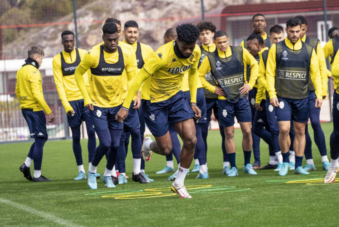 关于今晚芝加哥公牛调整名单以备法甲,调整名单环节打磨,气氛紧张,资深球员宣示担当的信息 关于今晚芝加哥公牛调整名单以备法甲,调整名单环节打磨,气氛紧张,资深球员宣示担当的信息