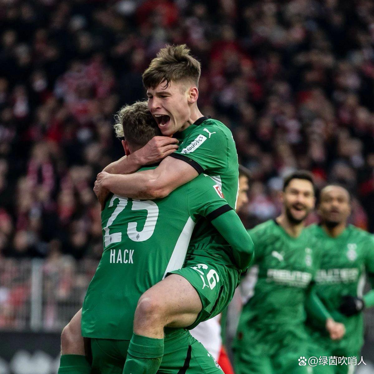 关于法甲国际比赛日再迎强敌，门兴格拉德巴赫回应争议，主帅态度——更衣室稳定，团队化学反应显著的信息