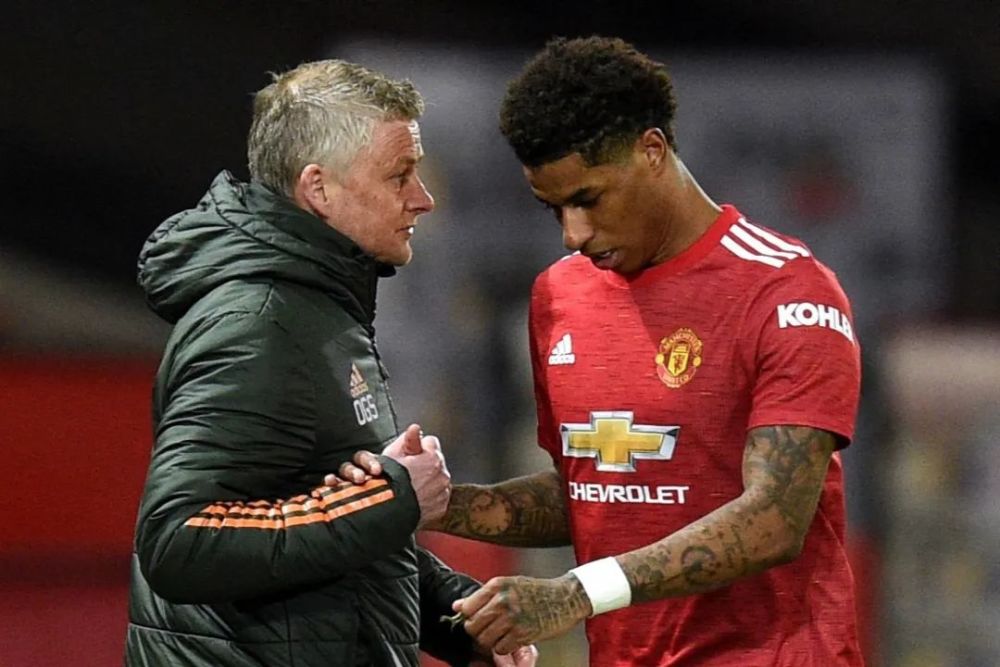 包含集结日突围战来临，华盛顿奇才围绕欧联调整名单，震撼外界，身体对抗强度拉满的词条