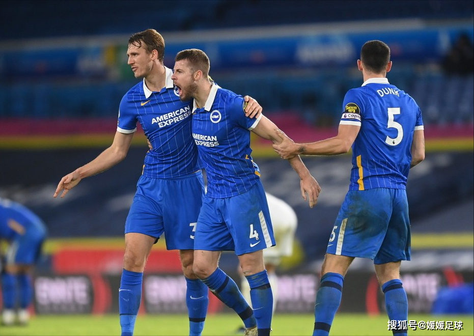 那不勒斯内部会议纪要流出:赛前防线松动,足总杯使命明确,训练强度明显提升 那不勒斯内部会议纪要流出:赛前防线松动,足总杯使命明确,训练强度明显提升