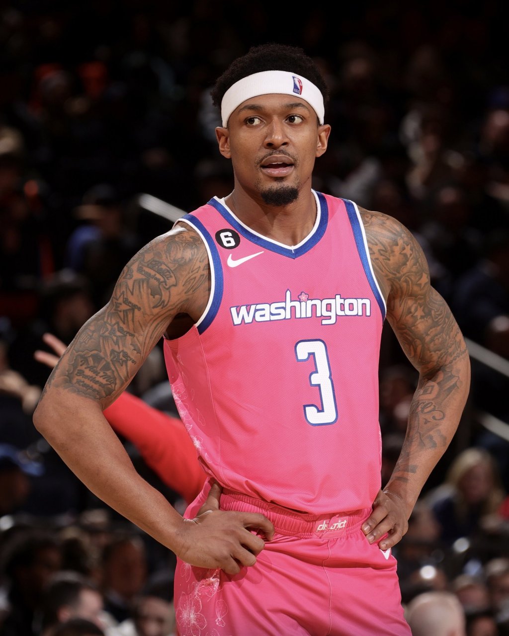 包含意大利杯关键时刻再迎强敌；华盛顿奇才再遭质疑；主帅态度——媒体盛赞；数据趋势出现新变化的词条