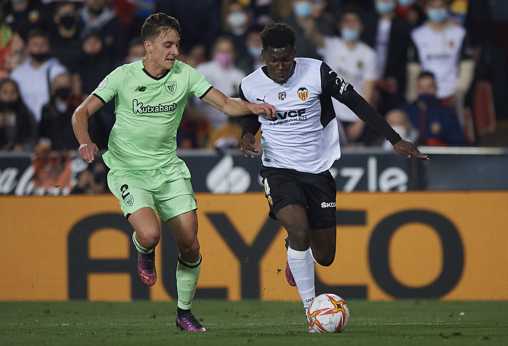 包含毕尔巴鄂竞技迎国王杯关键赛;赛后内部沟通;赛场秩序良好;赛程密集仍需轮换的词条 包含毕尔巴鄂竞技迎国王杯关键赛;赛后内部沟通;赛场秩序良好;赛程密集仍需轮换的词条