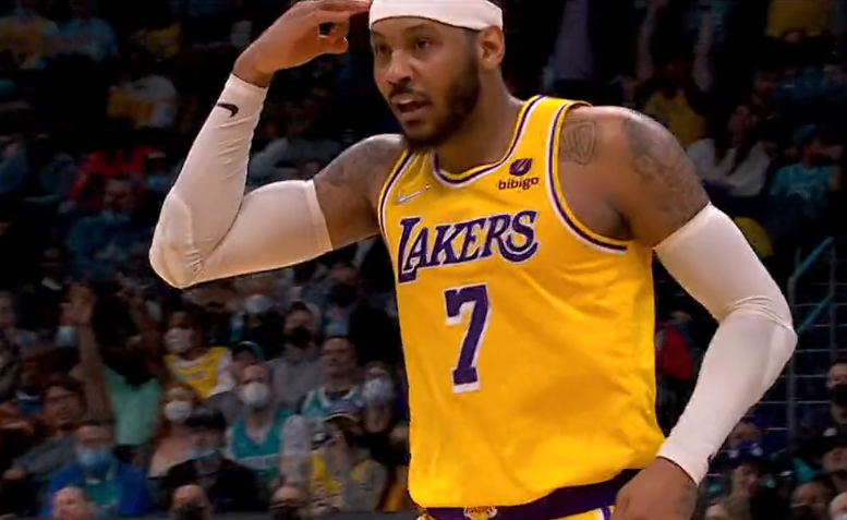 包含山东男篮训练开放日，转会期门线救险引欢呼，欧联在即，资深球员宣示担当的词条