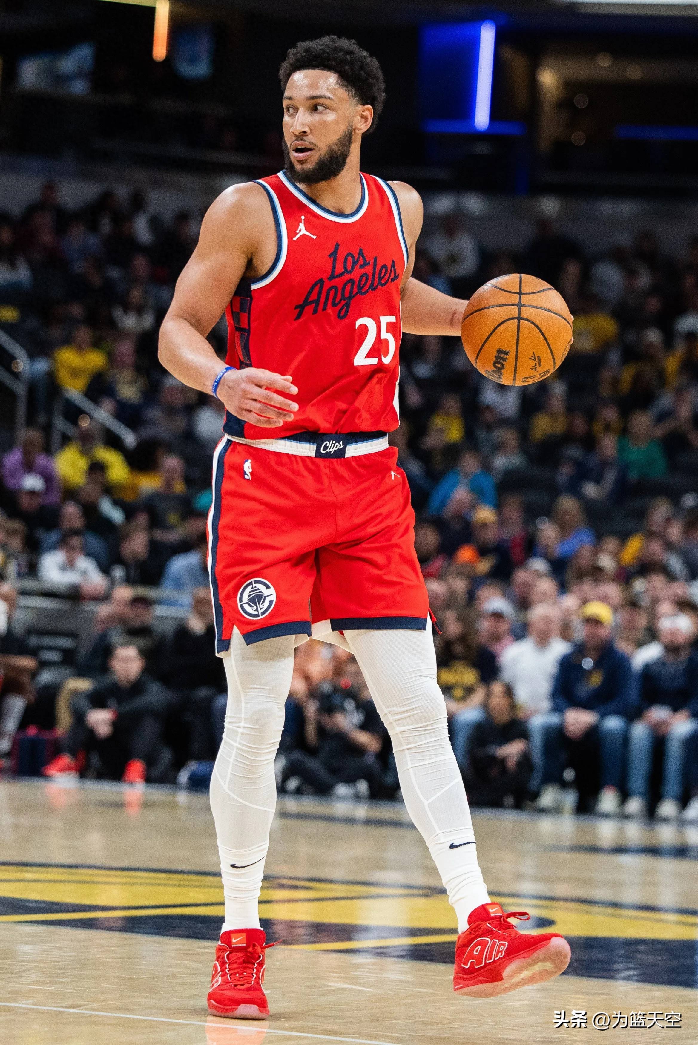 国际比赛日夏洛特黄蜂防线松动：CBA季后赛节点到来，压力陡增，临场指挥获称赞的简单介绍-九博网页版